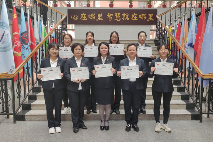 76名师生在文学作品大赛中获奖！