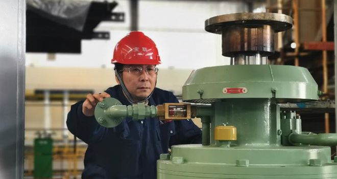 厉害！会宁姐弟两人分别获得国家荣誉