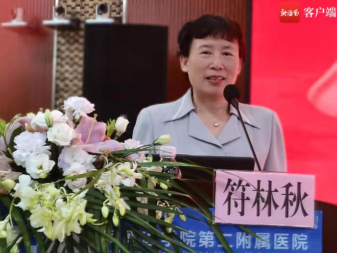 海南表彰一批优秀护士 2名护士获“杰出护理工作者”称号