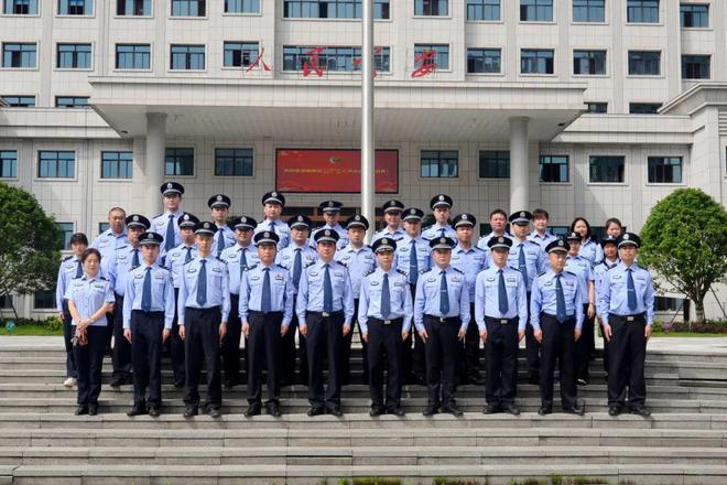 至高荣耀！衡阳县公安局刑侦大队荣膺“全国优秀公安基层单位”称号！