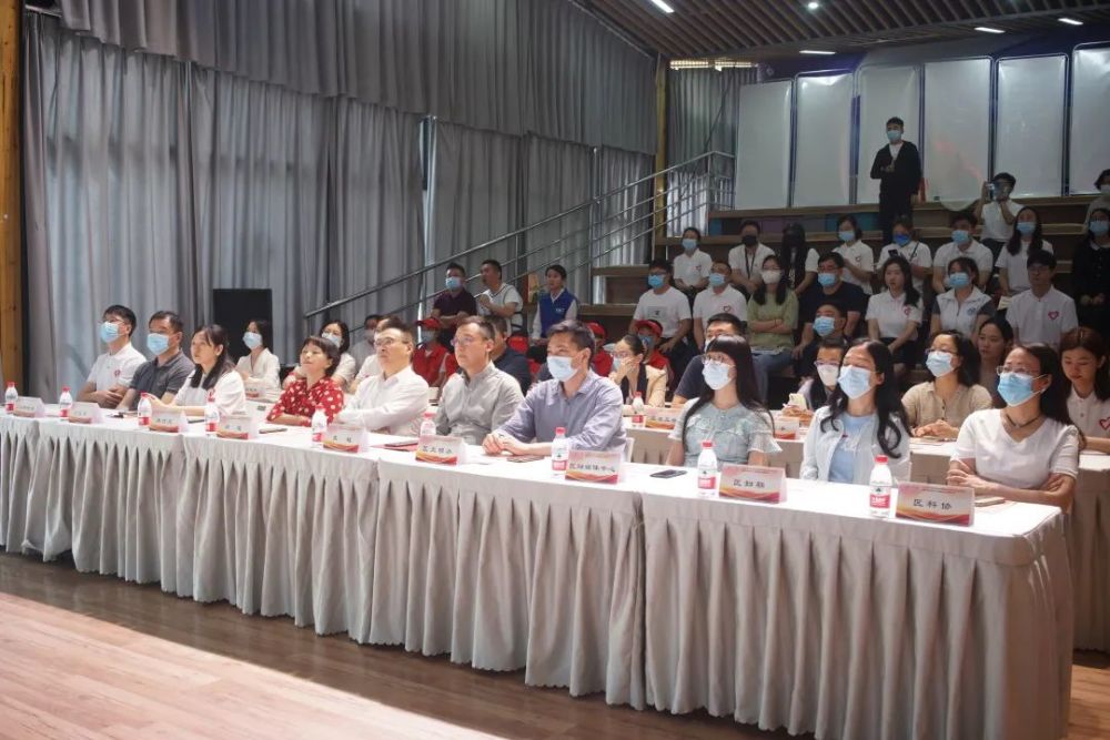 “小小熊猫志愿者”荣获首届成华区青年志愿服务项目大赛一等奖