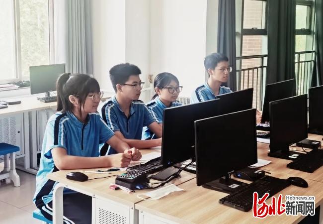 保定市职业技术教育中心学生技能大赛获佳绩