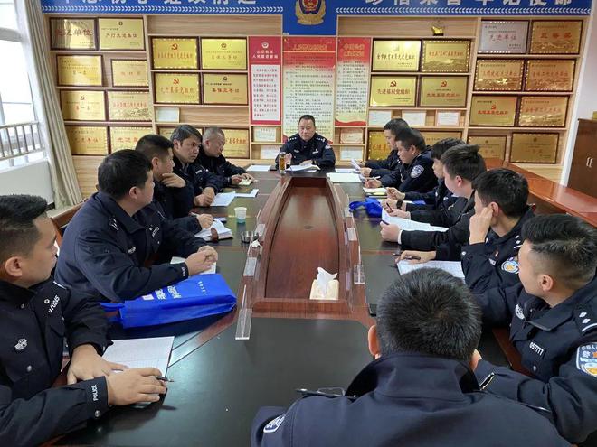 修文县公安局治安管理大队荣获全省公安系统优秀基层单位称号