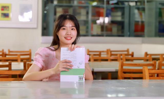 江西省电子信息工程学校学子张丽荣获2022年度青山湖区“新时代好少年”称号