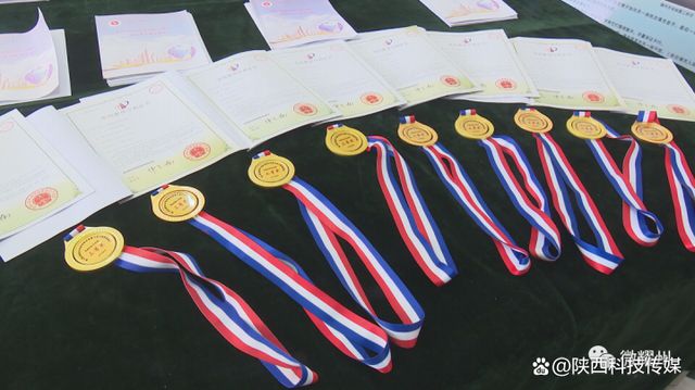 耀州中学获评“小平科技创新实验室”荣誉称号