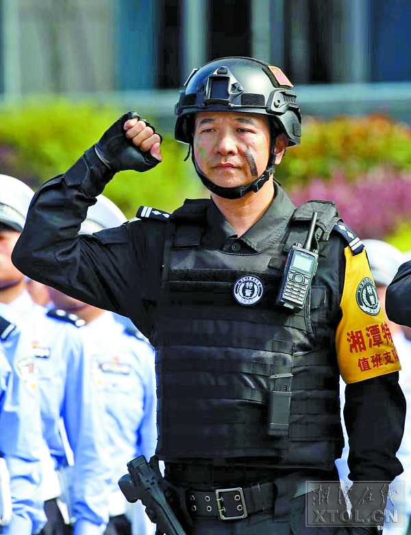 两获“国字号”荣誉民警邓勇的故事