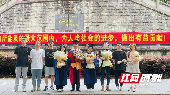 吉首大学丁建军教授喜获“湖南省优秀教师”荣誉称号