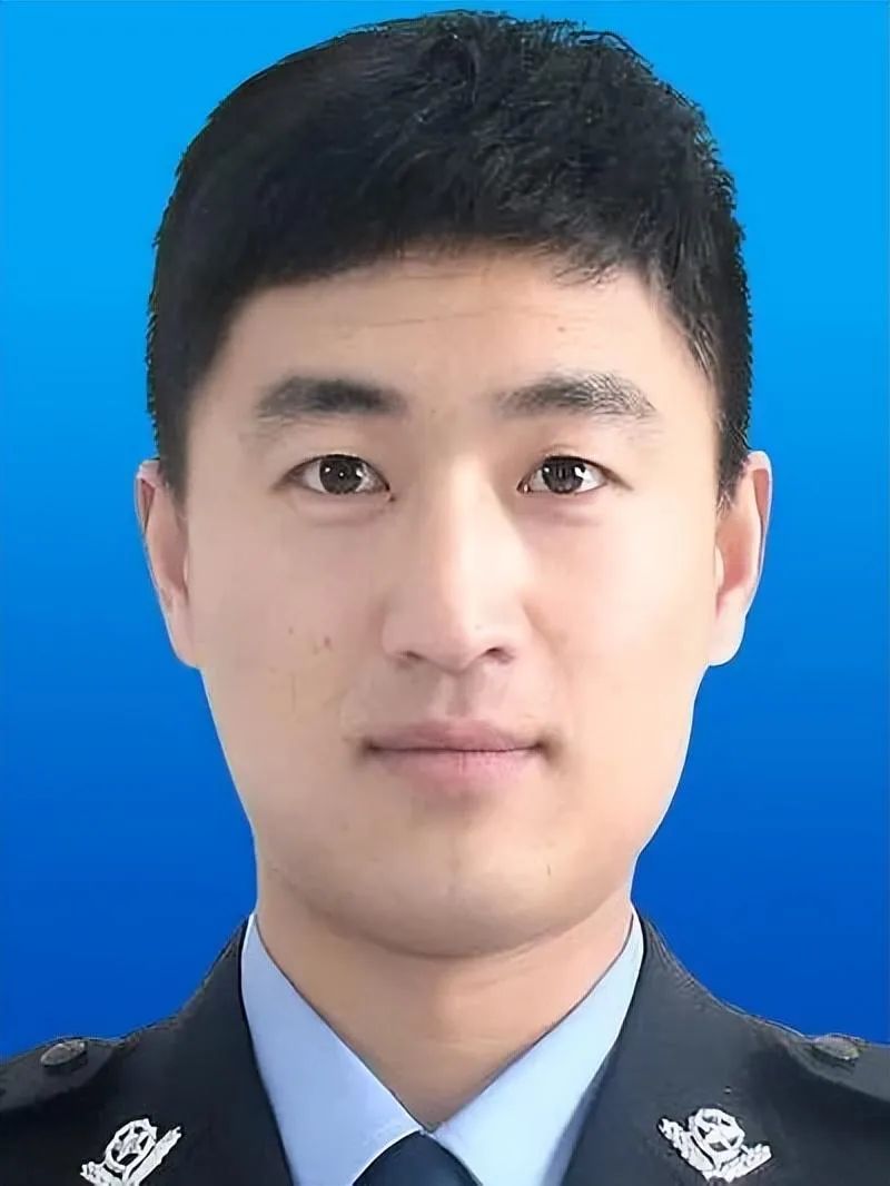 新疆民警郎明明荣获“全国青年岗位能手”称号