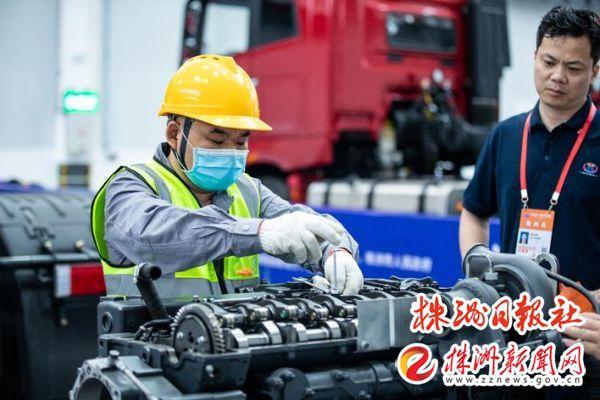 省首届职业技能大赛 株洲捧回“优秀团体奖”