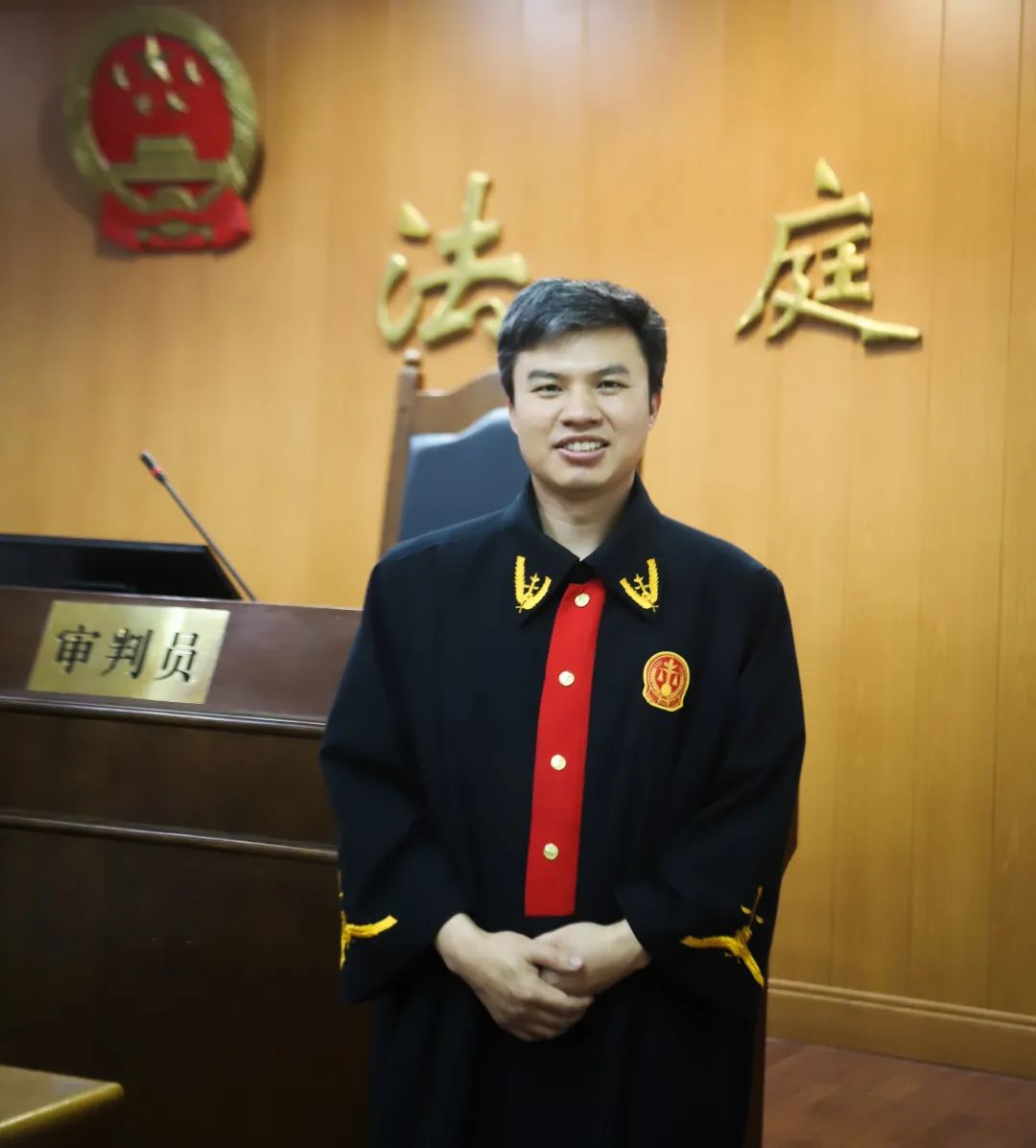 房山法院民三庭法官陈艳飞同志荣获第六届“北京市审判业务专家”称号