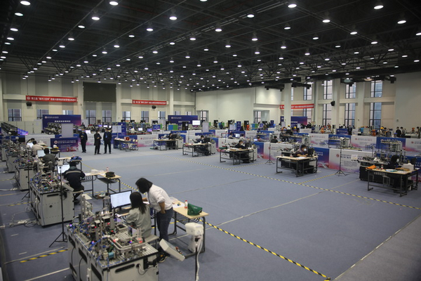 第三届“海河工匠杯”技能大赛拉开帷幕