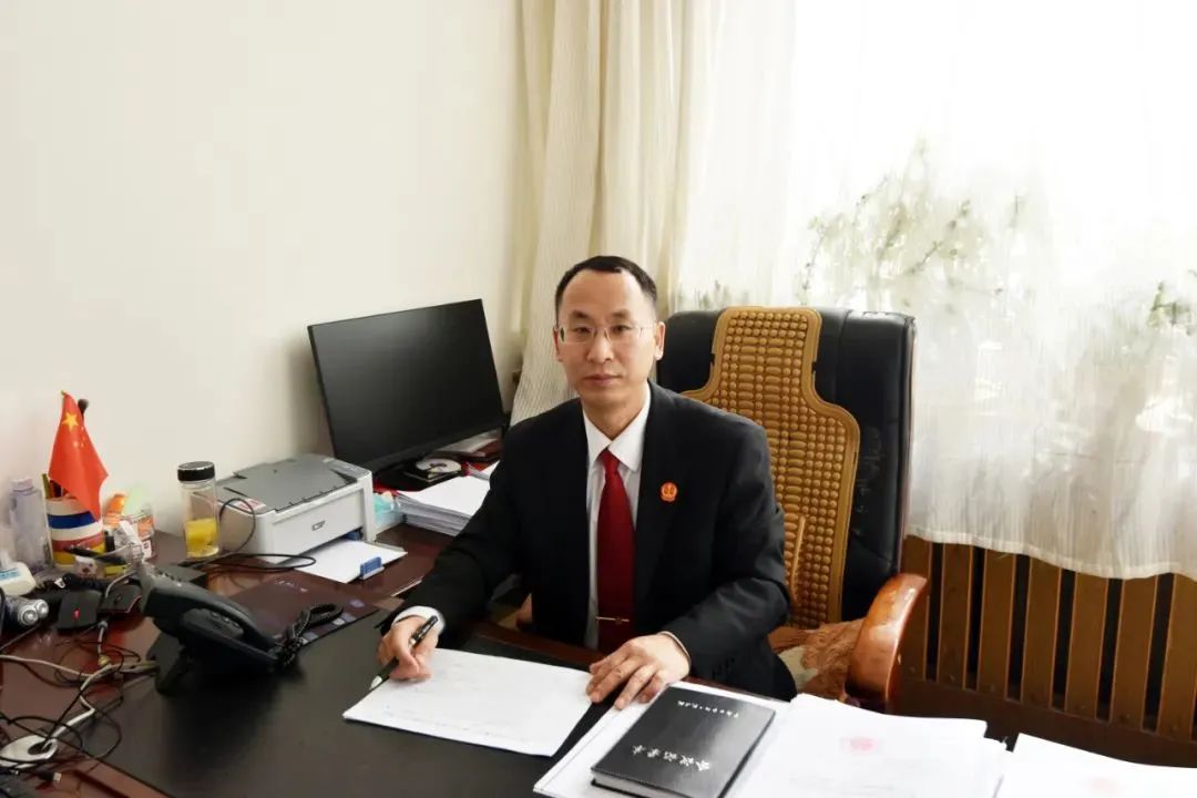 【喜报】阜新中院政治部教育培训科科长隋俊才被最高院授予“人民法院政治工作先进个人”称号