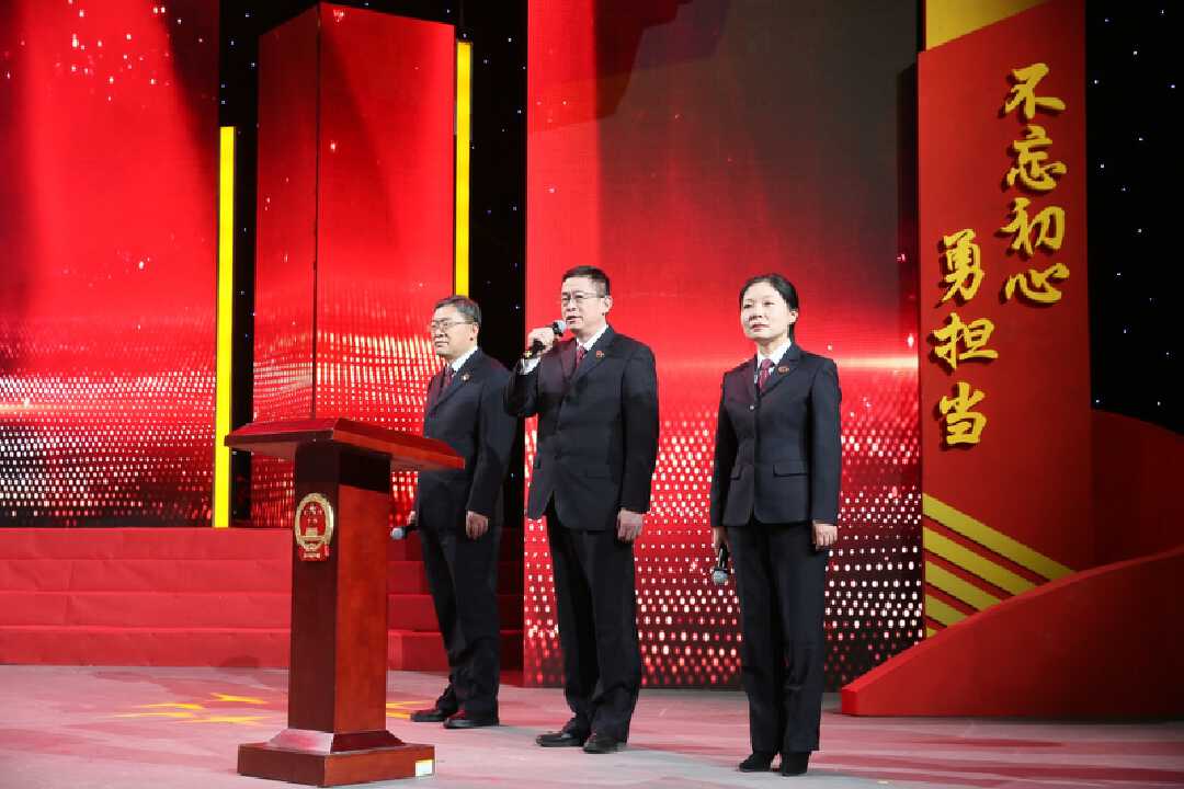 10位检察干警获首届“泉城最美检察人”称号