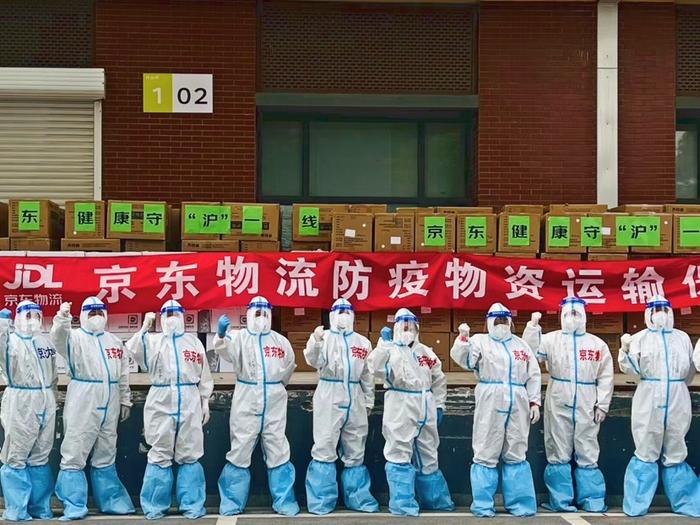 不惜力、不算账！5000名抗疫保供小哥专班获“全国工人先锋号”荣誉称号