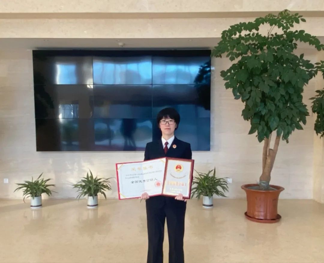 喜报| 漳州检察官黄怡璇荣获“全国优秀公诉人”称号