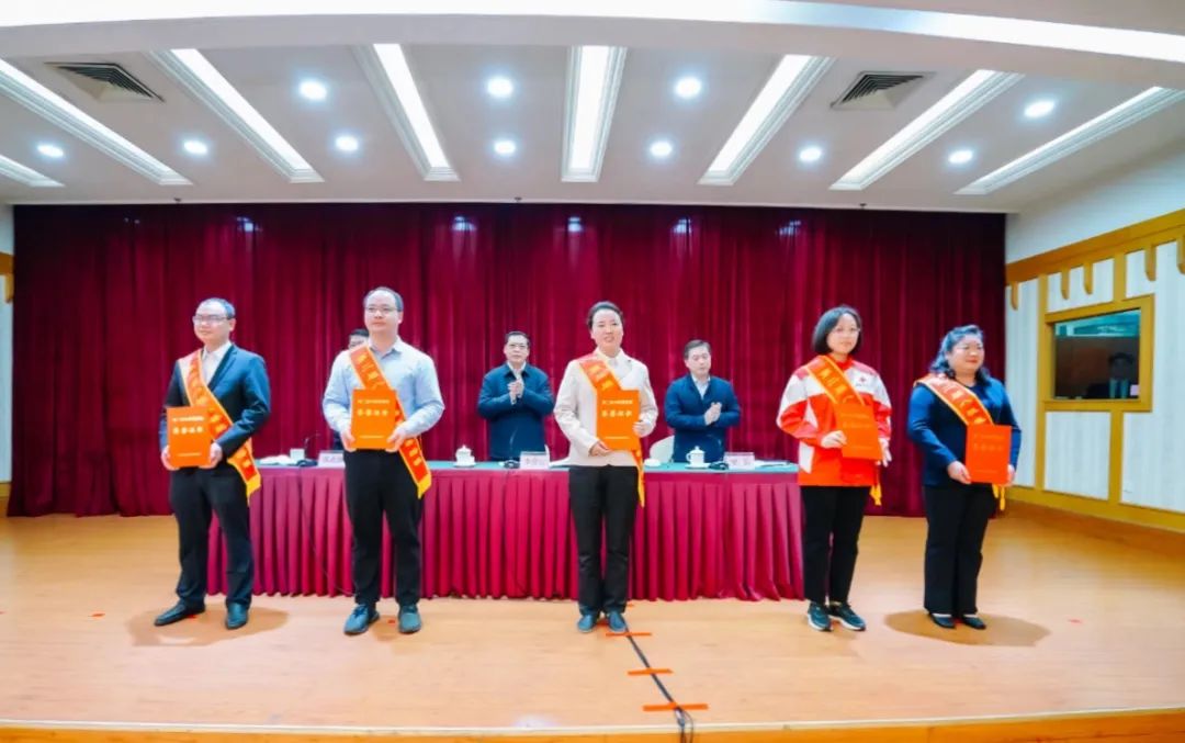 区级荣誉！是来宾的她！