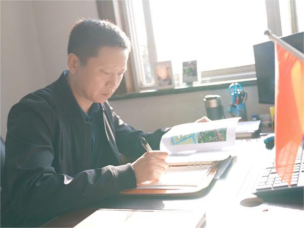 荣获上海市首届“最美公务员”称号 曹波：治水，只有进行时，没有完成时