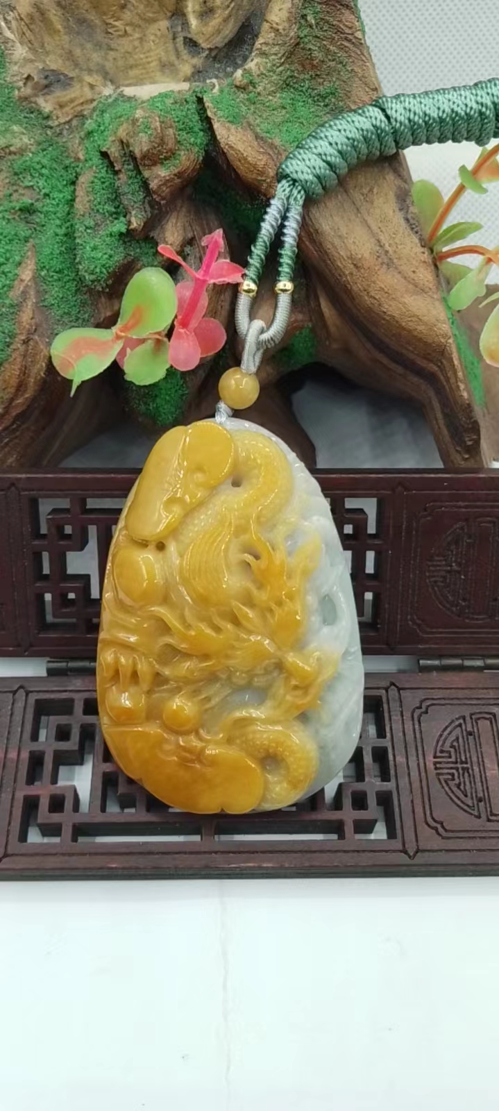 龙行天下